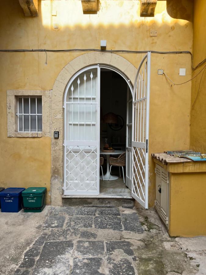 Ortigia_Corte D'Avolio Syrakusa Exteriör bild
